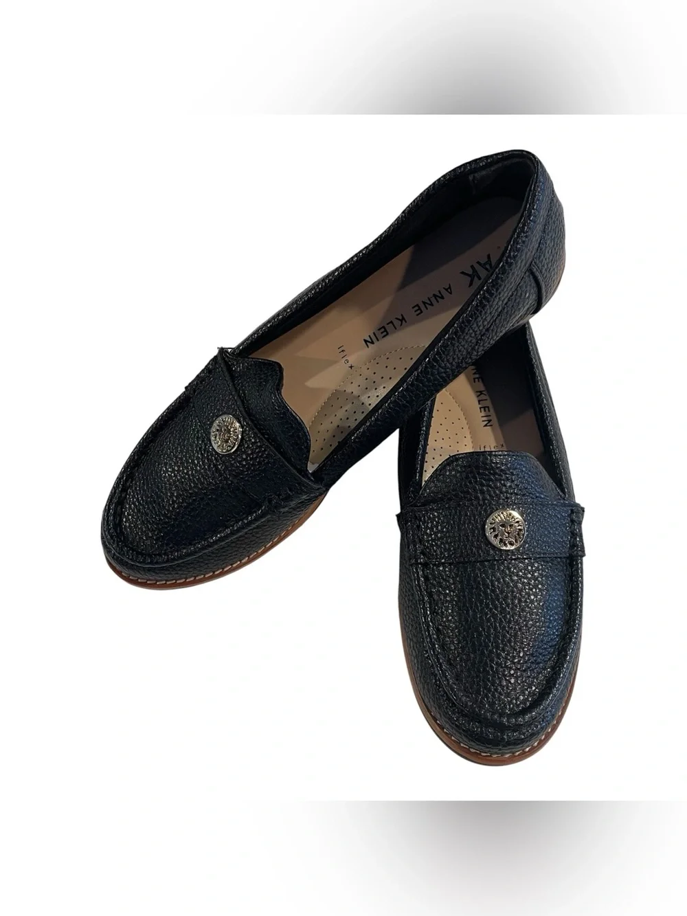 Anne Klein Iflex Loafers Women 8.5 Black Pebble Leather Gold Medallion Slip On